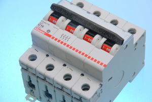 BTICINO F84A/16 INTERRUTTORE 16A MAGNETOTERM. 