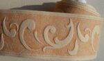 BORDURE ADHÉSIVE AVEC FOND ORANGE EFFET GAUFRÉ