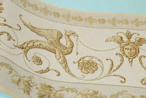 BORDURE ADHÉSIVE DÉCORATIVE