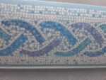 BORDURE ADHÉSIVE MOSAQUE BLEUE ENTRELACÉE 177199