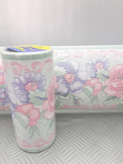BORDURE ADHÉSIVE DÉCORATIVE LILAS