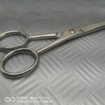 FORBICE MULTIUSO 13 CM.