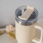 Flamingueo Tazza Termica - Borraccia con Cannuccia Beige