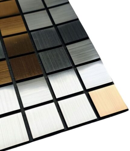 PIASTRELLA STICKER DECORAZIONE IN MOSAICO IN PVC EFFETTO METALLO 30 X 30 CM.