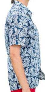 CHEMISE D'ÉTÉ BLEU AVEC DESIGN EN BLANC À MANCHES COURTES TAILLE L PAR LEE COOPER