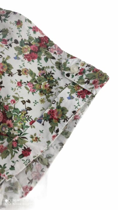 CHEMISE BLANCHE À FLEURS ROUGES MANCHES COURTES TAILLE L PAR LEE COOPER