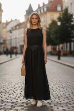 ABITO DONNA NERO LUNGO SMANICATO TAG.